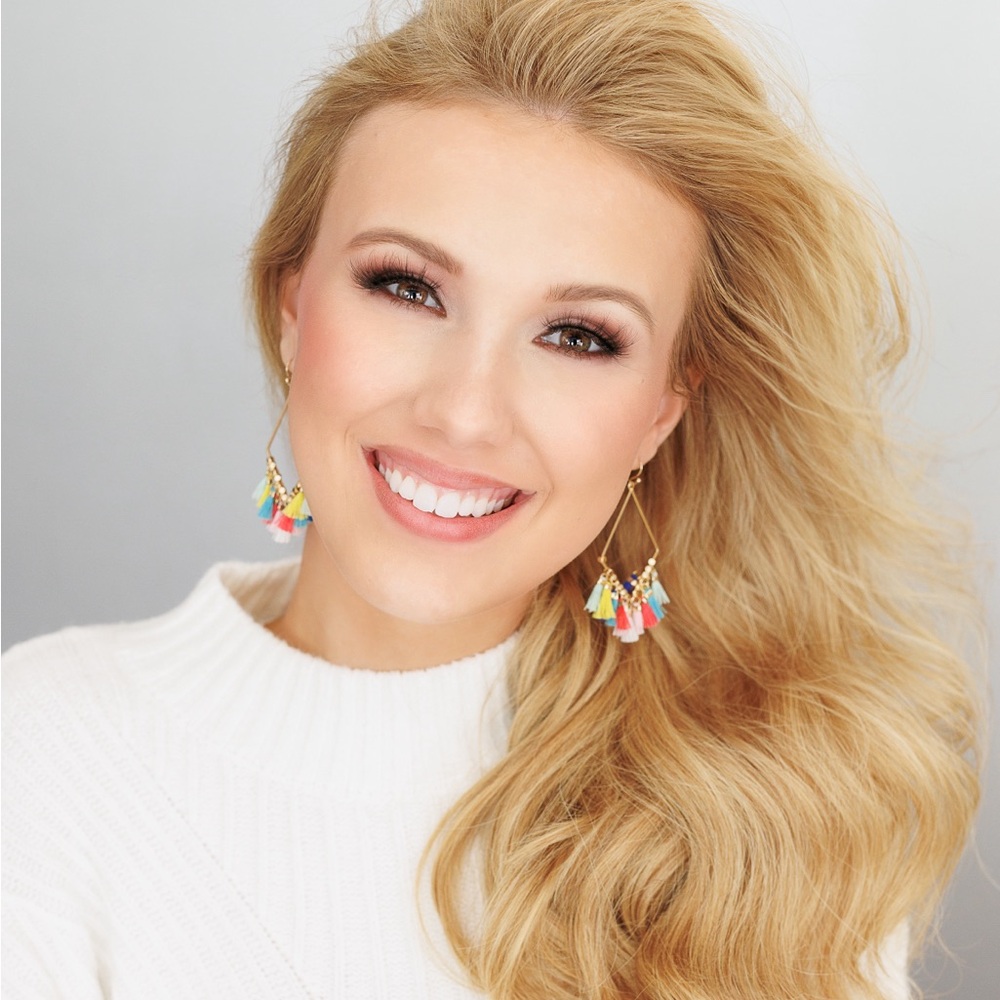 Meet your Posher, Larkin